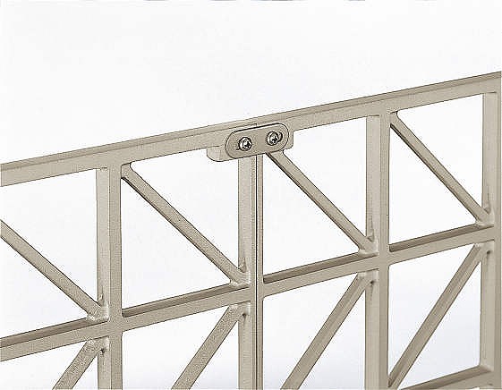 ↑シャローネ フェンス T60スライド自由柱施工(接続金具家屋側_部分_XFXX0671H2